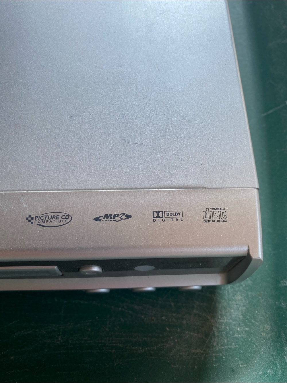 Magnasonic CD Disc Player - Picture 2 of 3